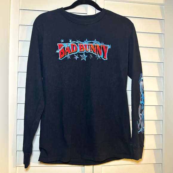 Bad Bunny Tour tshirt long sleeve El Ultimo Tour Del Mundo Double Sided size S - Picture 1 of 5